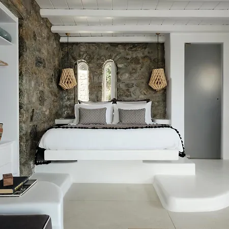 Mykonos No5 Luxury & 4* Mykonos Town